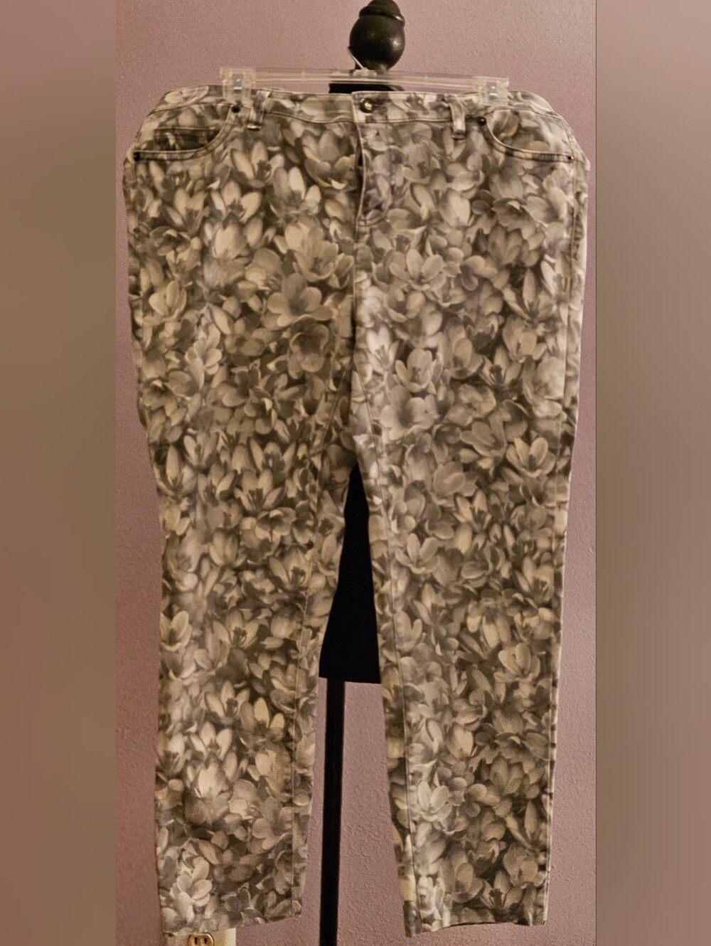 Michael Kors Izzy Skinny Jeans Gray Green Floral Print Plus Size 14W Stretch